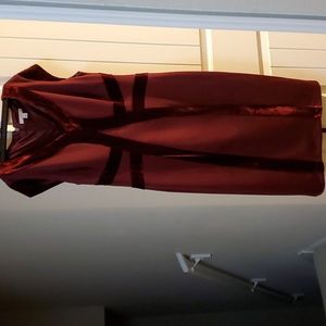 Burgundy midi short sleeve dress with burgundy velvet trim size large.